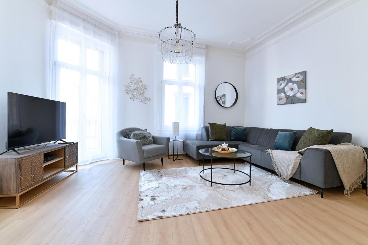 At Home In Colmar - City Center Экстерьер фото